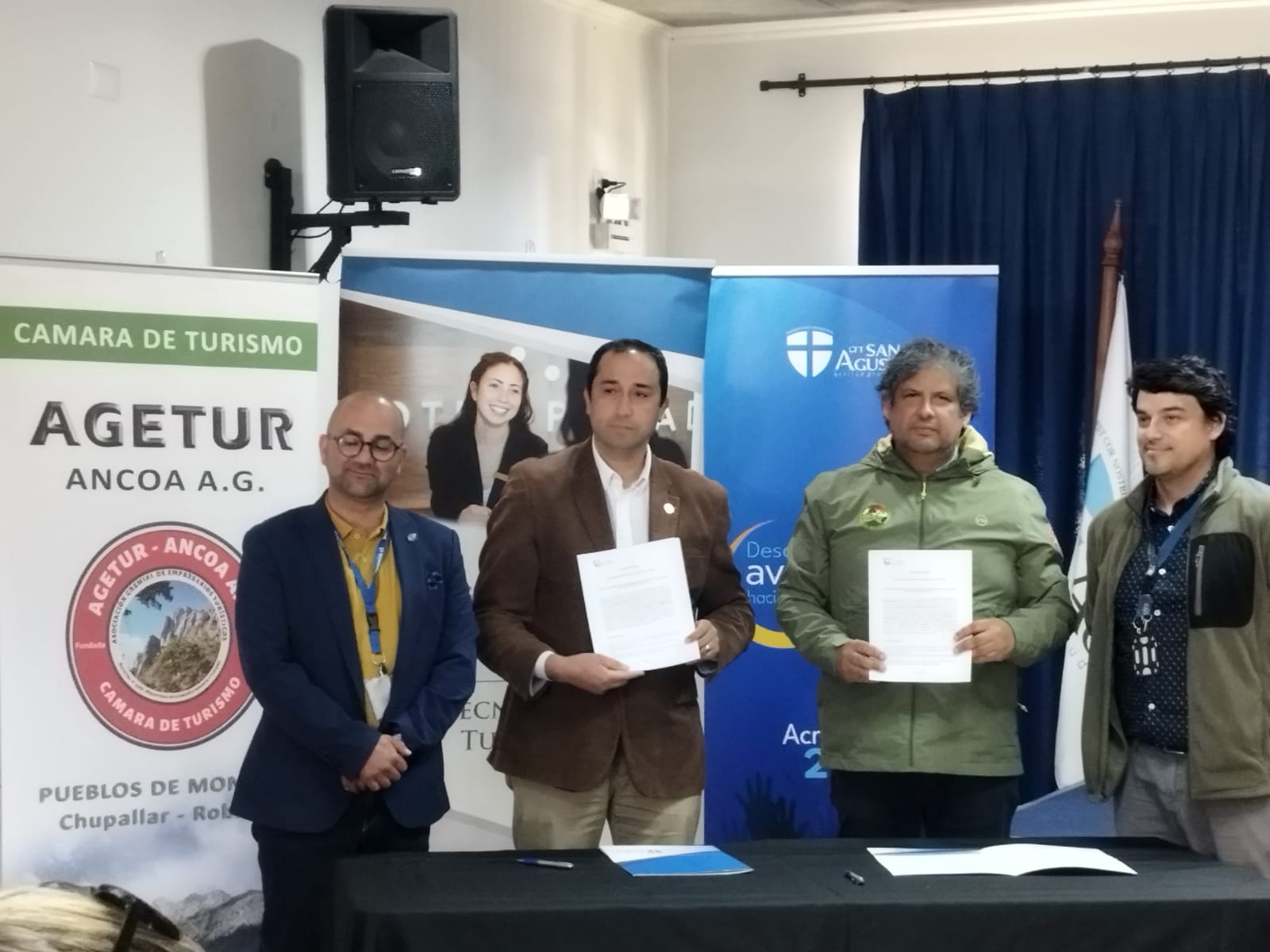 Convenio de Colaboración entre el CFT San Agustín y AGETUR Promueve el Turismo Local
